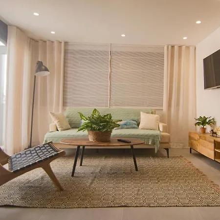 Precioso Apt En Casco Antiguo De *