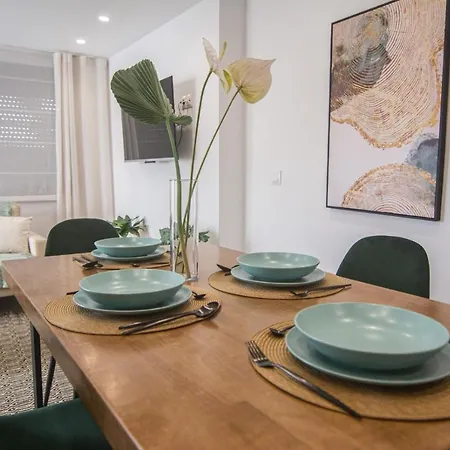 Daire Precioso Apt En Casco Antiguo De *